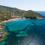 Mirella Un Panorama Sull'innamorata - Goelba Apartamento *