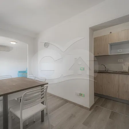 Mirella Un Panorama Sull'innamorata - Goelba Apartamento