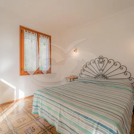 Mirella Un Panorama Sull'innamorata - Goelba Apartamento